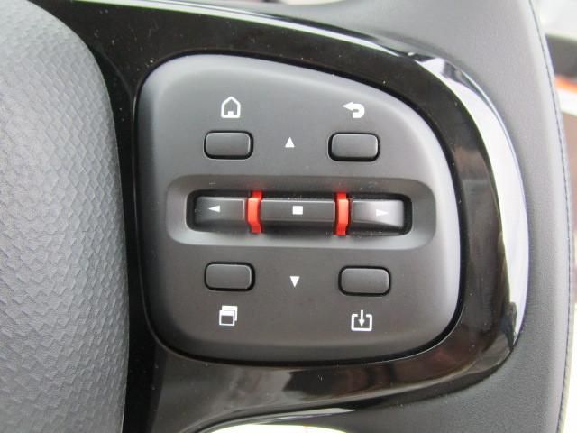 MITSUBISHI CANTER 2025