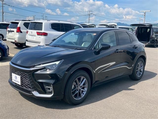 TOYOTA LEXUS LBX 2025