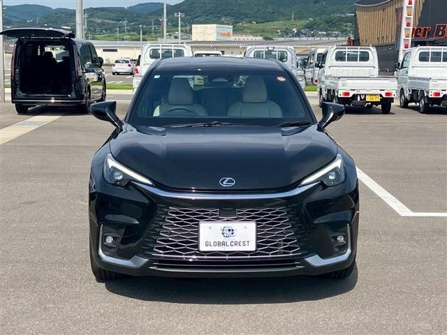 TOYOTA LEXUS LBX 2025