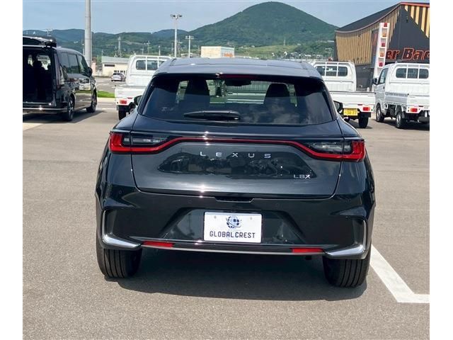 TOYOTA LEXUS LBX 2025