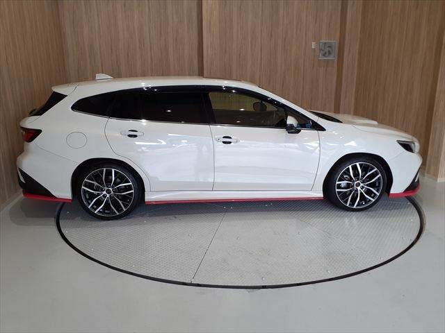 SUBARU LEVORG 2022