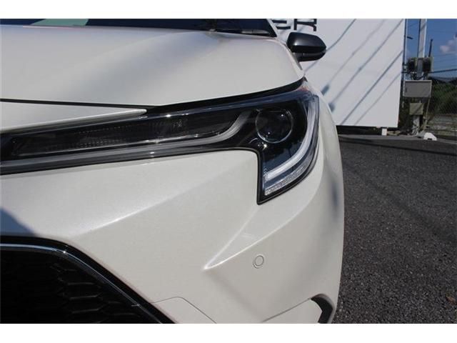 TOYOTA COROLLA sedan HYBRID 2019