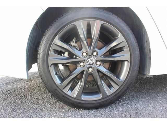 TOYOTA COROLLA sedan HYBRID 2019