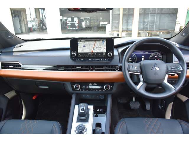 MITSUBISHI OUTLANDER PHEV 2024