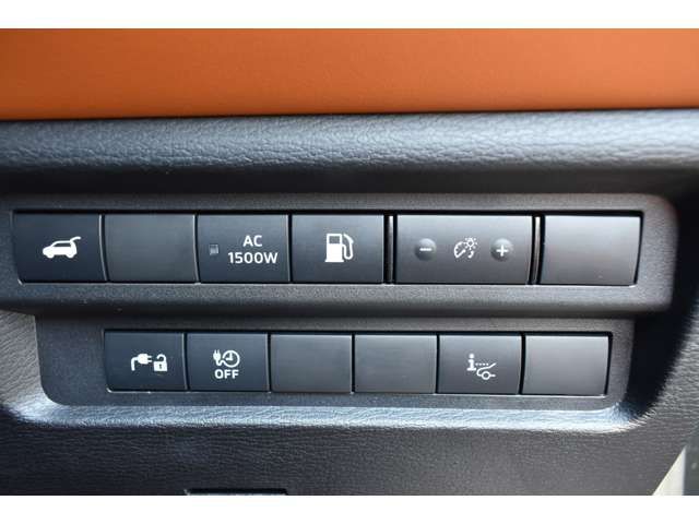 MITSUBISHI OUTLANDER PHEV 2024