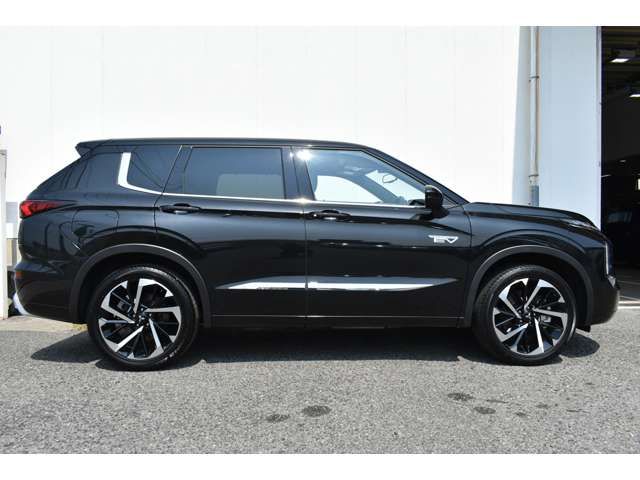 MITSUBISHI OUTLANDER PHEV 2024