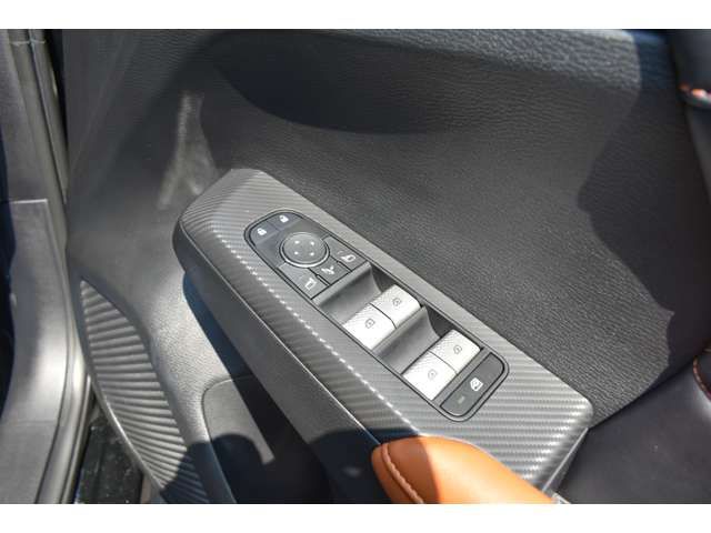 MITSUBISHI OUTLANDER PHEV 2024