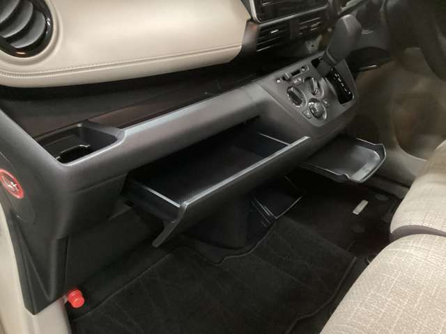 MITSUBISHI eK WAGON 2025