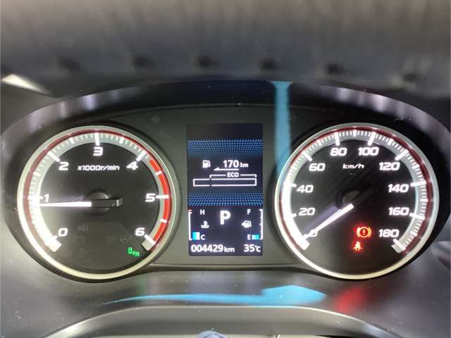 MITSUBISHI DELICA D:5 4WD 2025