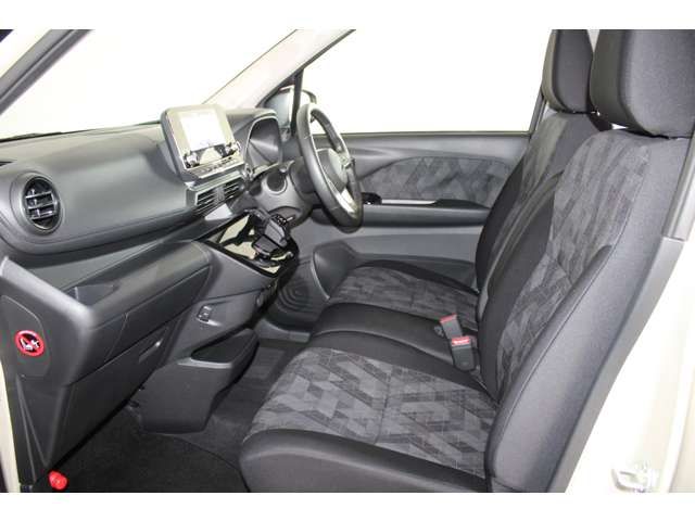 MITSUBISHI ek X EV 2023