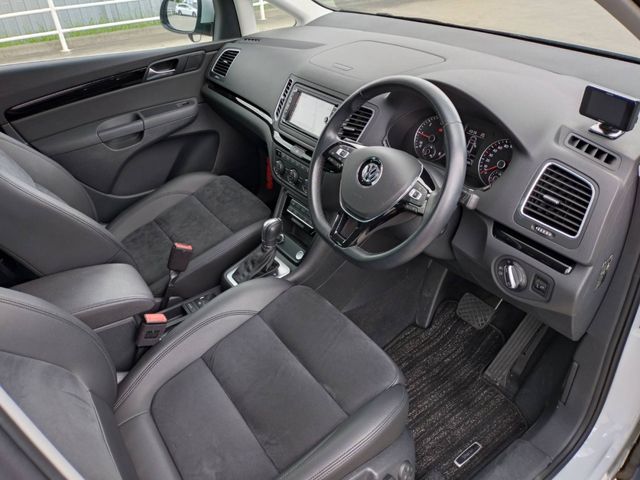 VOLKSWAGEN VOLKSWAGEN SHARAN 2019