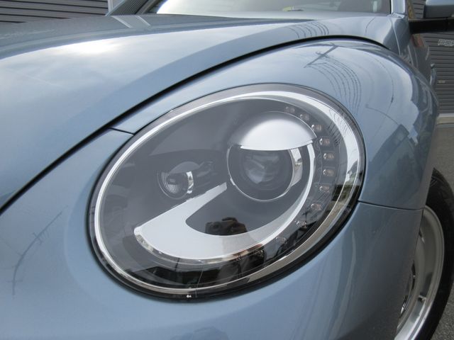 VOLKSWAGEN VOLKSWAGEN The BEETLE 2019