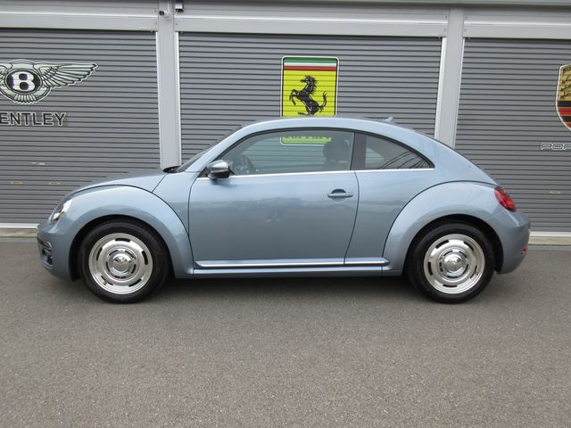 VOLKSWAGEN VOLKSWAGEN The BEETLE 2019