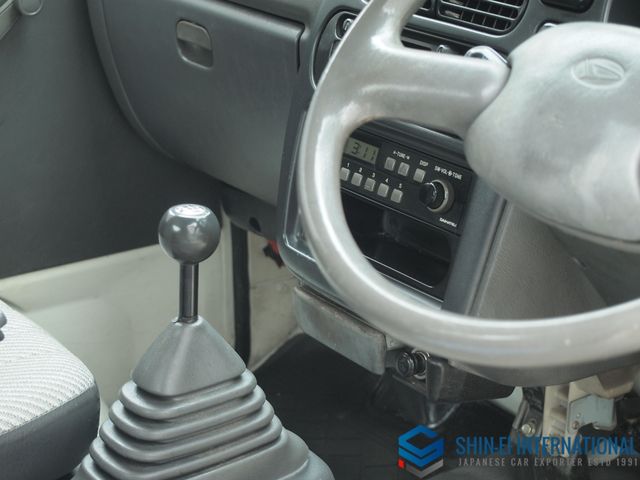 DAIHATSU HIJET truck 1999