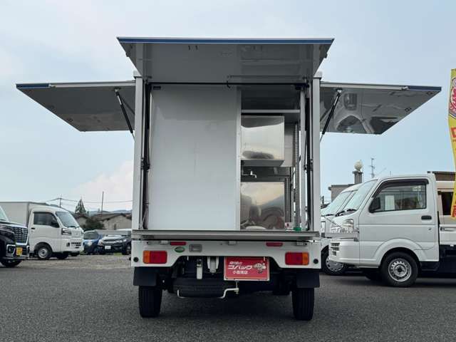 NISSAN NT100 CLIPPER 4WD 2018