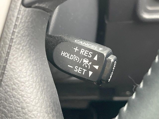 TOYOTA LANDCRUISER PRADO 2023