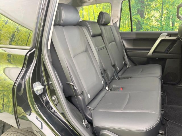 TOYOTA LANDCRUISER PRADO 2023