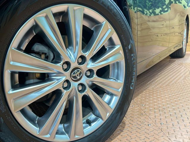 TOYOTA VELLFIRE 2016