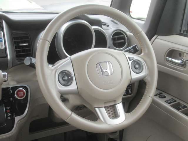 HONDA N BOX 2014