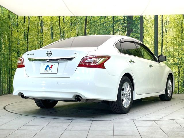 NISSAN TEANA 2015
