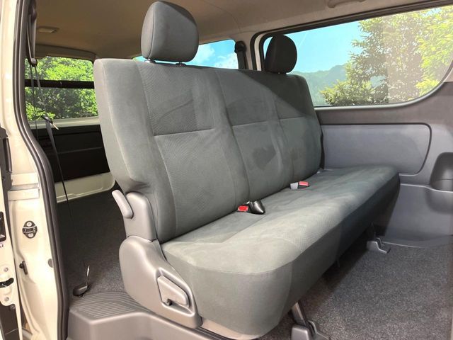 TOYOTA HIACE van 4WD 2025