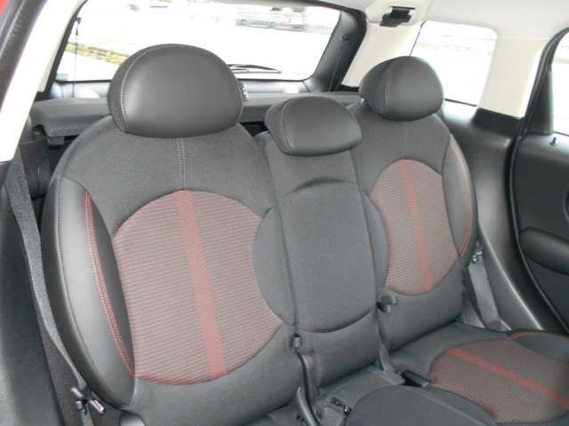 BMW BMW MINI COOPER SD CROSSOVER 2015