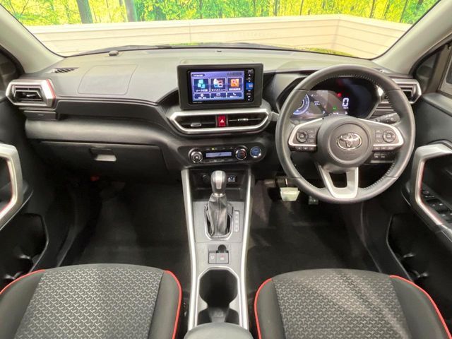 TOYOTA RAIZE HYBRID 2022