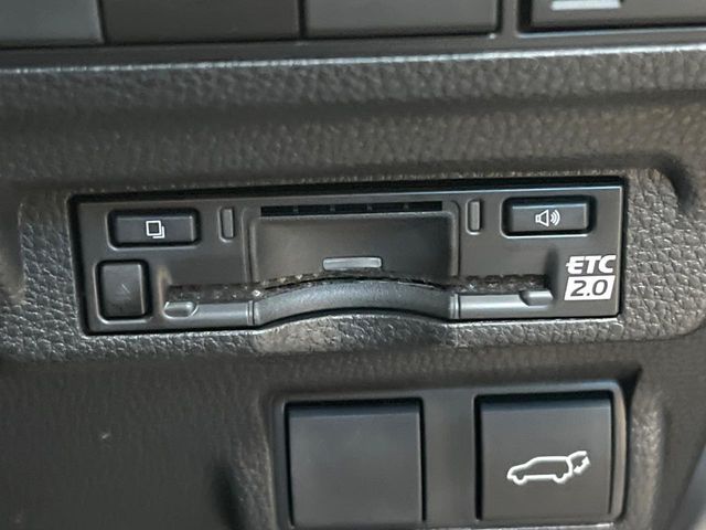 TOYOTA COROLLA CROSS HYBRID 2024