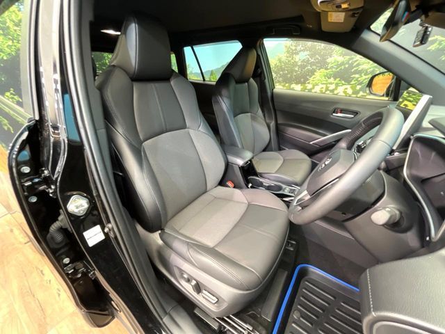 TOYOTA COROLLA CROSS HYBRID 2024