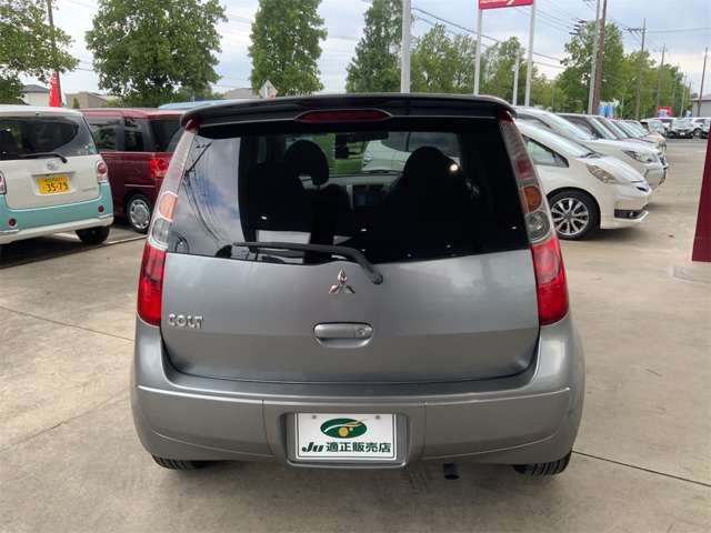 MITSUBISHI COLT 2011