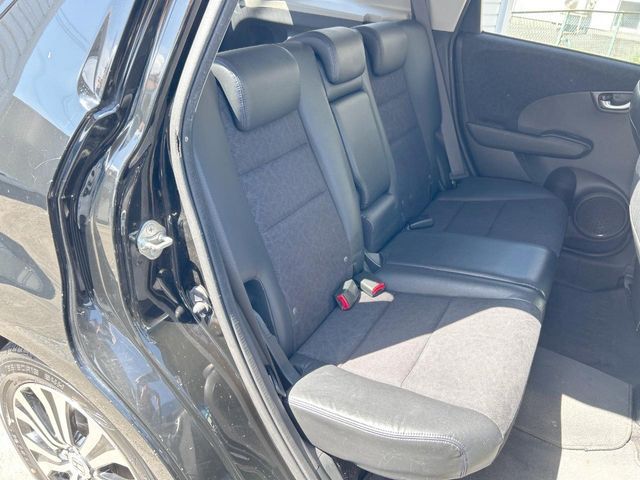 HONDA FIT SHUTTLE HYBRID 2014