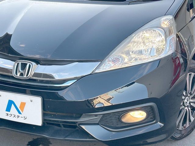 HONDA FIT SHUTTLE HYBRID 2014