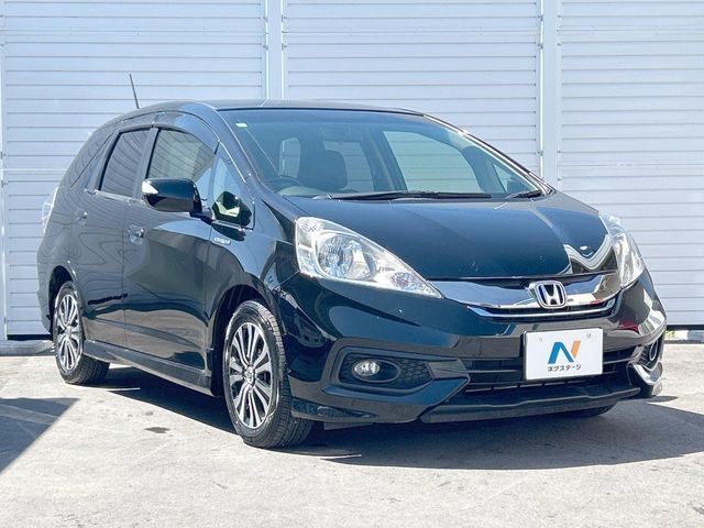 HONDA FIT SHUTTLE HYBRID 2014