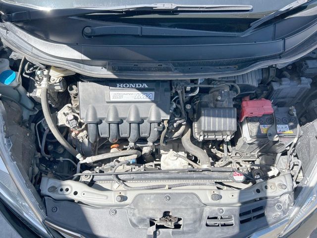 HONDA FIT SHUTTLE HYBRID 2014