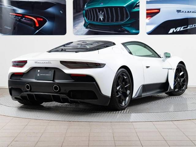 MASERATI MASERATI MC20 2022