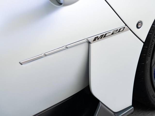 MASERATI MASERATI MC20 2022
