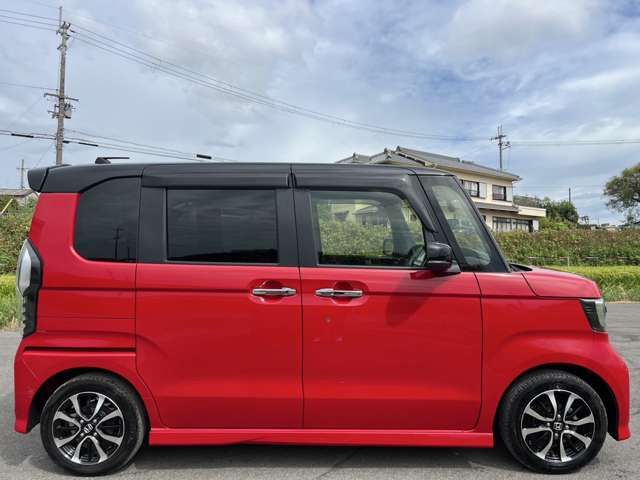 HONDA N BOX CUSTOM 2018