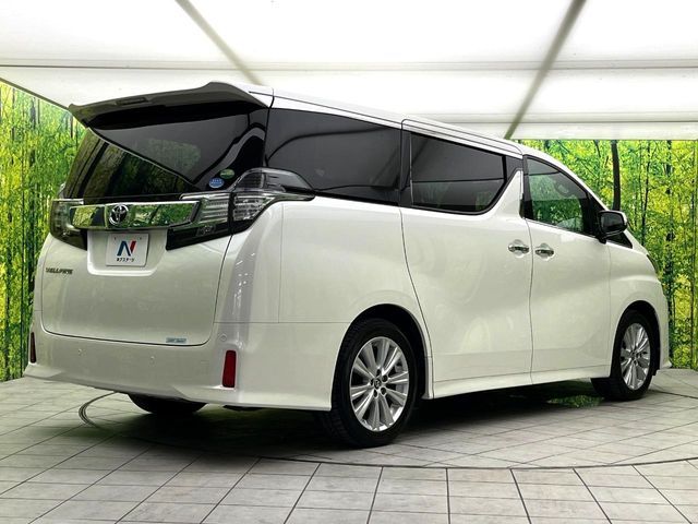 TOYOTA VELLFIRE 2015