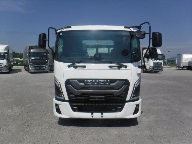 ISUZU FORWARD 2025