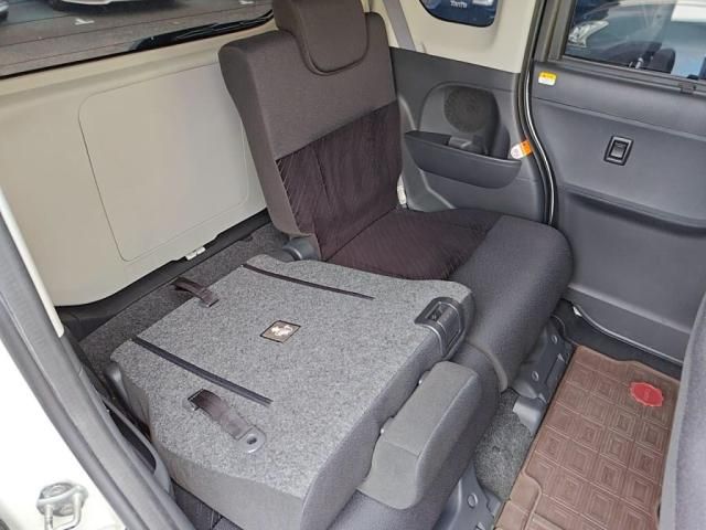 DAIHATSU TANTO CUSTOM 2013