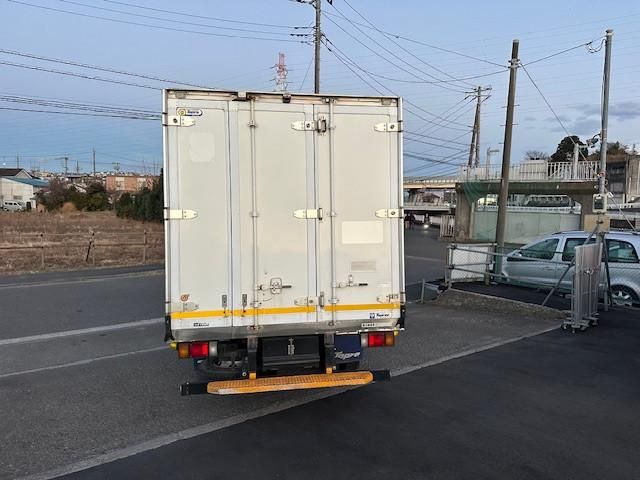 ISUZU ELF 2019