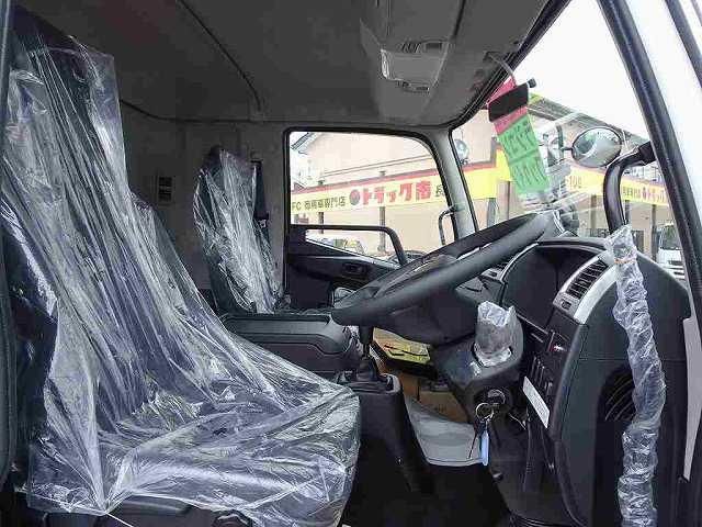 MITSUBISHI FUSOU FIGHTER 2024