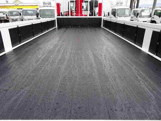 MITSUBISHI FUSOU FIGHTER 2024