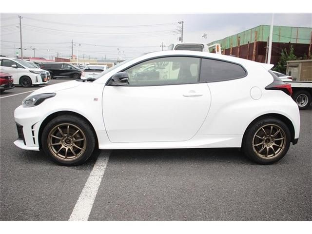 TOYOTA GR YARIS 2024