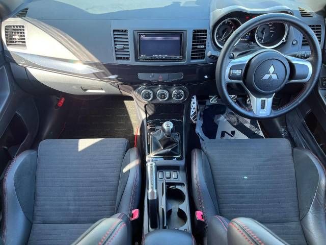 MITSUBISHI LANCER  4WD 2015