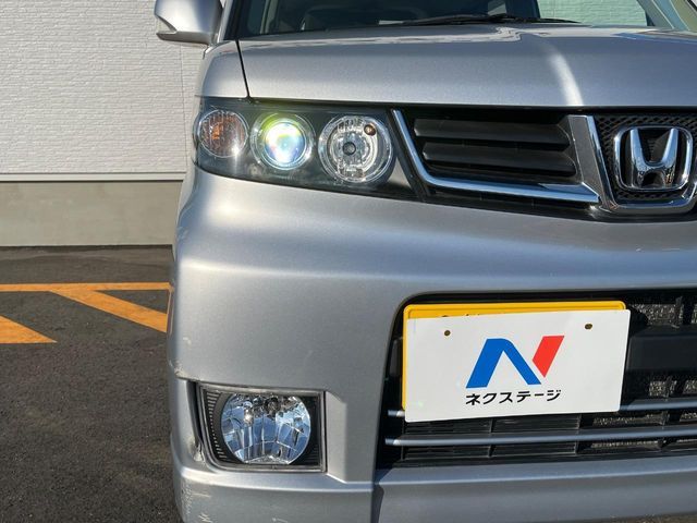 HONDA ZEST SPARK 2009