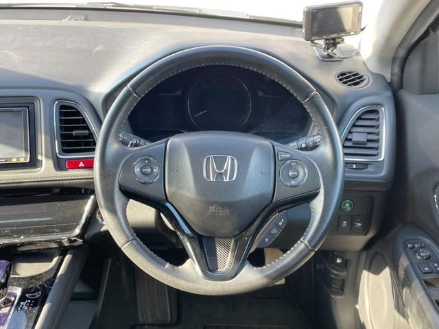 HONDA VEZEL HYBRID 2014