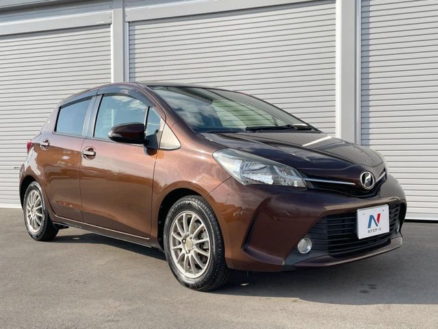 TOYOTA VITZ 2014