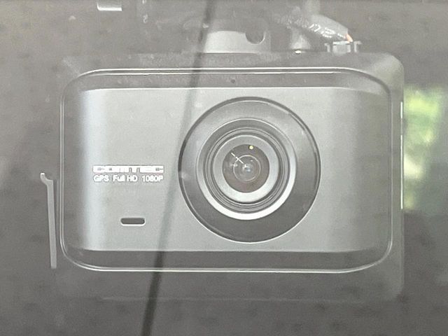 TOYOTA SIENTA HYBRID 2019