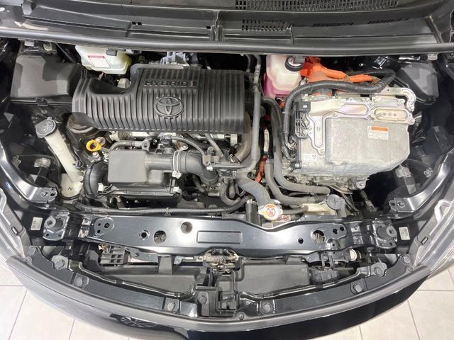 TOYOTA SIENTA HYBRID 2019